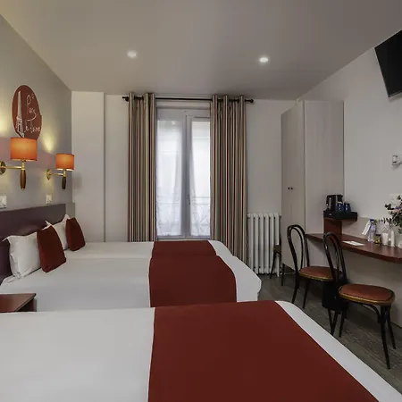 Hotel Grand De Turin 3*